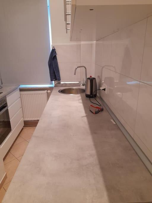 Zwei-Zimmer Wohnung In Wiesbadens Westend Luaran gambar