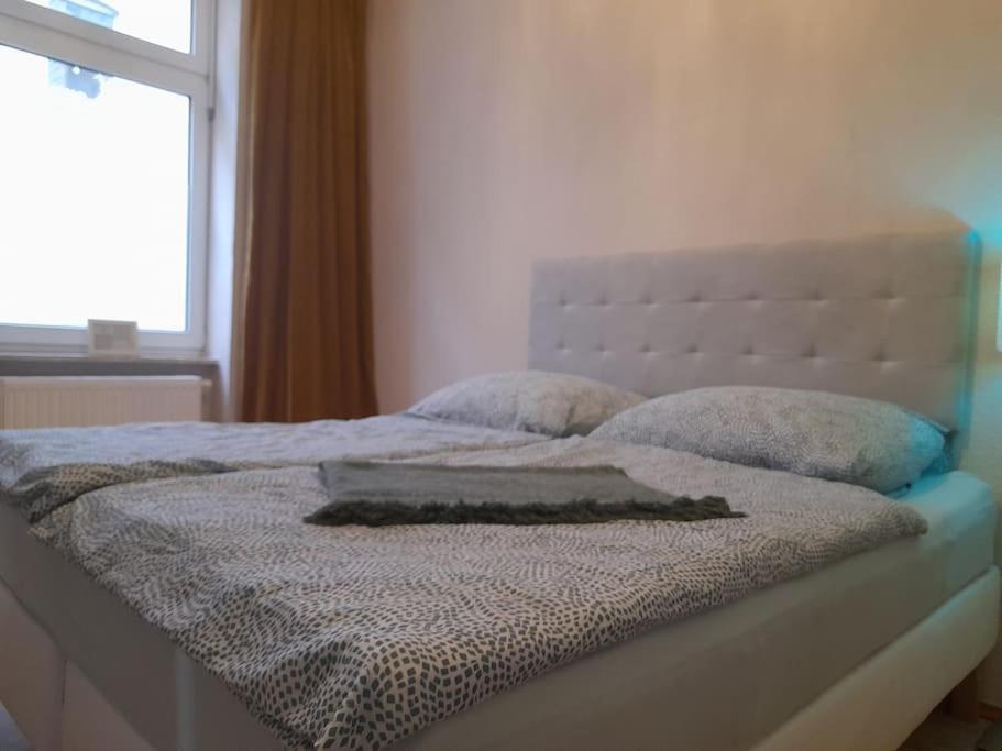 Zwei-Zimmer Wohnung In Wiesbadens Westend Luaran gambar